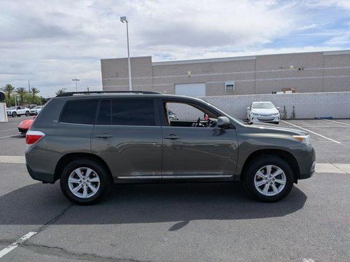 Cypress Pearl 2012 Toyota Highlander SE