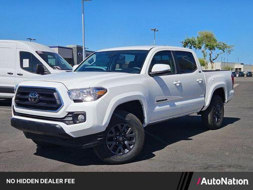 Ice Cap 2023 Toyota Tacoma SR5