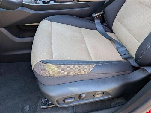 Radiant Red Tintcoat 2026 Chevrolet Equinox FWD ACTIV