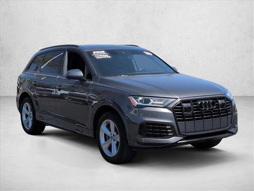 Samurai Gray Metallic 2020 Audi Q7 45 Premium Plus