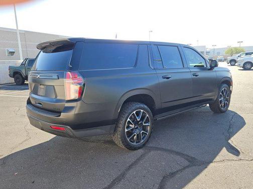 2021 Chevrolet Suburban RST