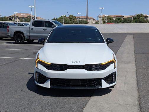 Snow White Pearl 2025 Kia K5 GT