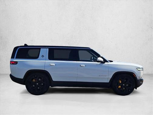 2024 Rivian R1S Adventure Quad Motor Large Pack