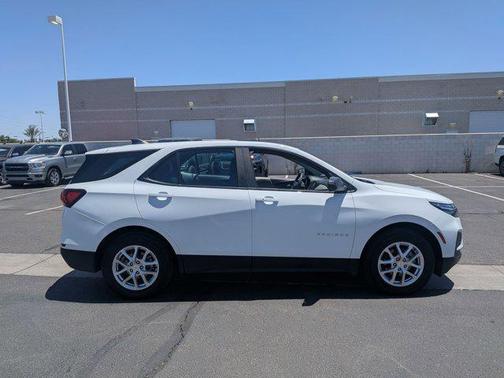 Summit White 2023 Chevrolet Equinox LS