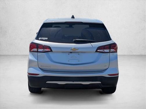 Silver Ice Metallic 2022 Chevrolet Equinox 1LT