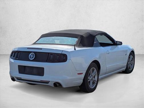 2014 Ford Mustang V6