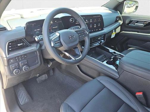 2025 Chevrolet Suburban 4WD Z71