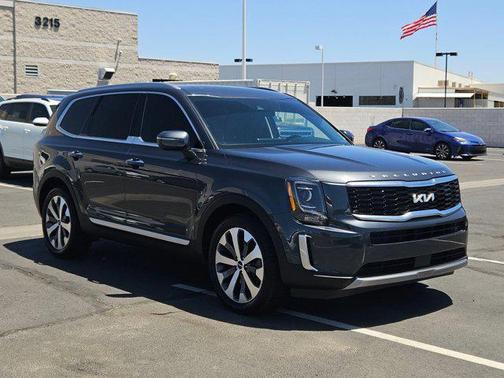 2022 Kia Telluride S