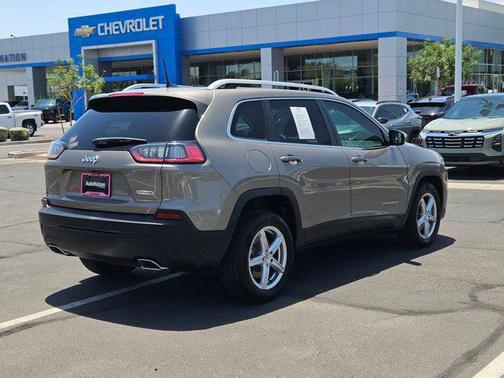 2019 Jeep Cherokee Latitude Plus