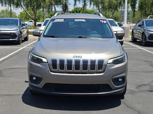 2019 Jeep Cherokee Latitude Plus