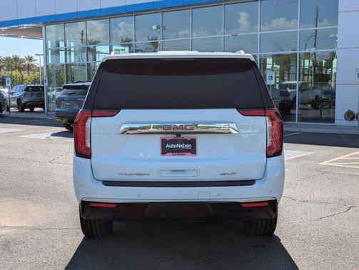 2021 GMC Yukon XL SLT