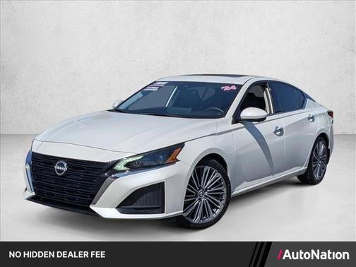Pearl White Tricoat 2024 Nissan Altima 2.5 SL