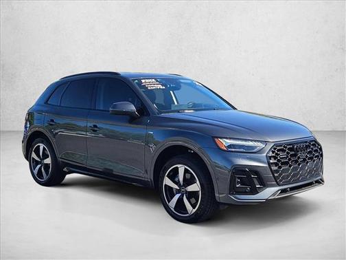 2022 Audi Q5 45 S line Prestige