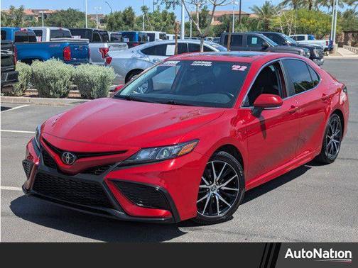 2022 Toyota Camry SE