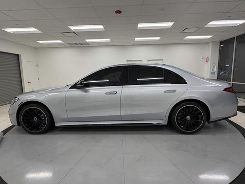 2023 Mercedes-Benz S-Class 4MATIC