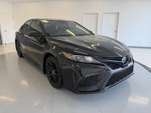 2022 Toyota Camry Nightshade Edition Hybrid