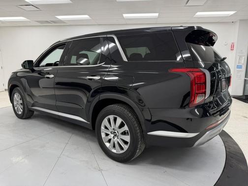 2023 Hyundai PALISADE SE