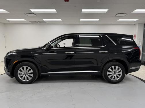 2023 Hyundai PALISADE SE