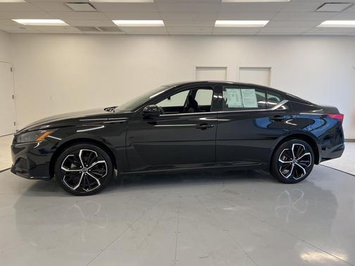 2024 Nissan Altima SR Intelligent AWD