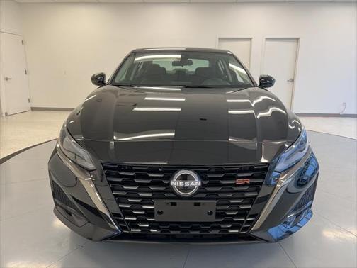 2024 Nissan Altima SR Intelligent AWD