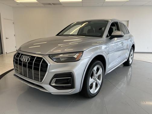 2021 Audi Q5 45 Premium Plus