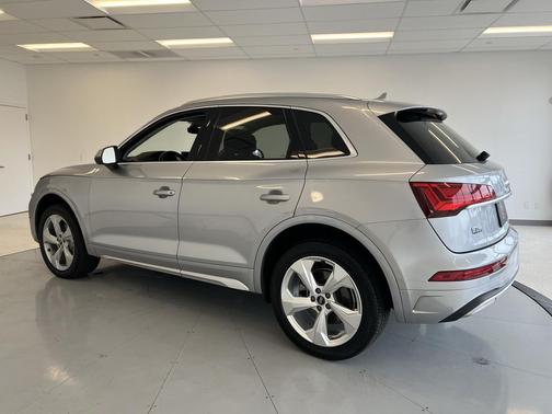 2021 Audi Q5 45 Premium Plus