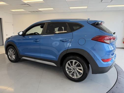 2017 Hyundai TUCSON SE Plus