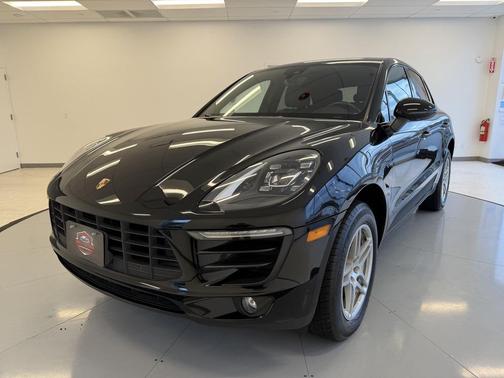 2018 Porsche Macan Base