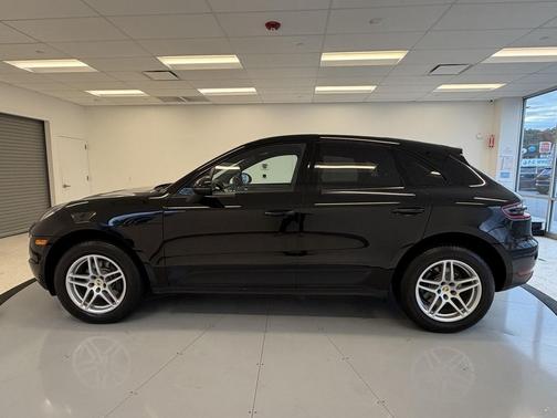 2018 Porsche Macan Base