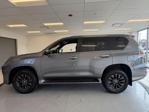 2023 Lexus GX 460 Premium
