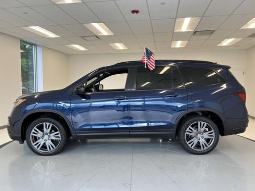 2022 Honda Pilot AWD Sport