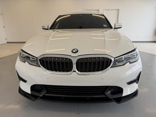 2019 BMW 330 xDrive