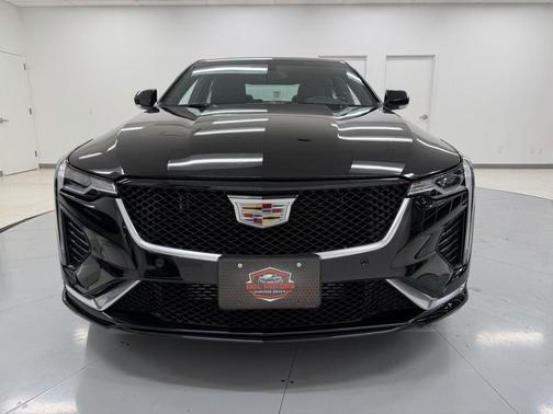 2023 Cadillac CT4 Sport