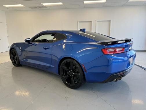 2017 Chevrolet Camaro 2LT