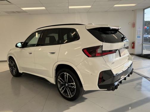 2024 BMW X1 M35i