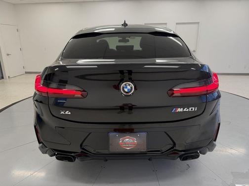 2024 BMW X4 M40i