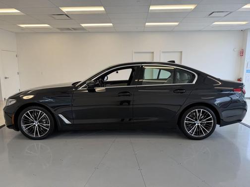 2023 BMW 540 i xDrive
