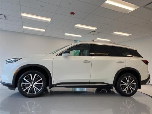 2025 INFINITI QX60 SENSORY