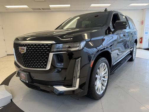 2023 Cadillac Escalade ESV Luxury