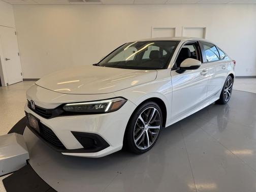 2022 Honda Civic Touring