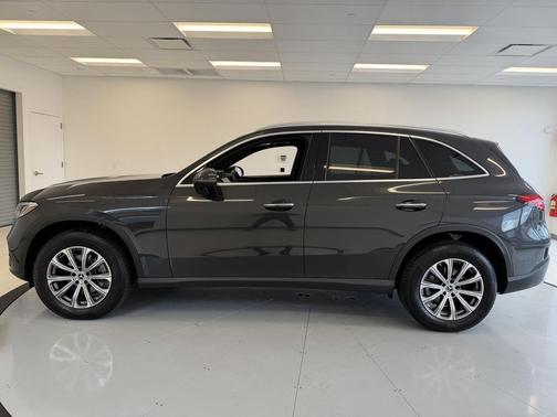 2024 Mercedes-Benz GLC 300 4MATIC