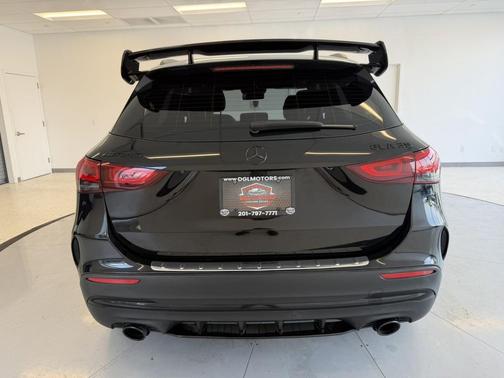 BLACK 2022 Mercedes-Benz AMG GLA 35 4MATIC