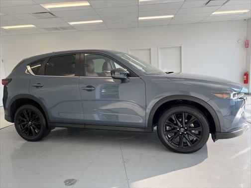 2022 Mazda CX-5 Carbon Edition