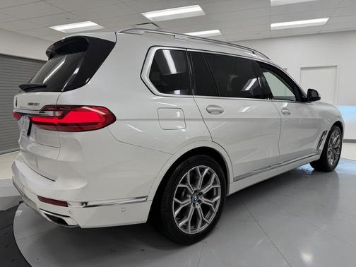 2020 BMW X7 xDrive40i