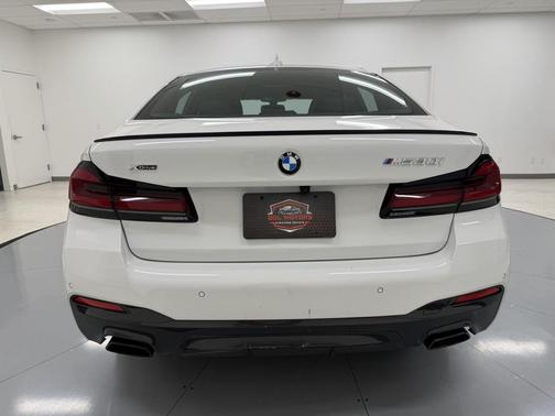 2023 BMW 530 i xDrive
