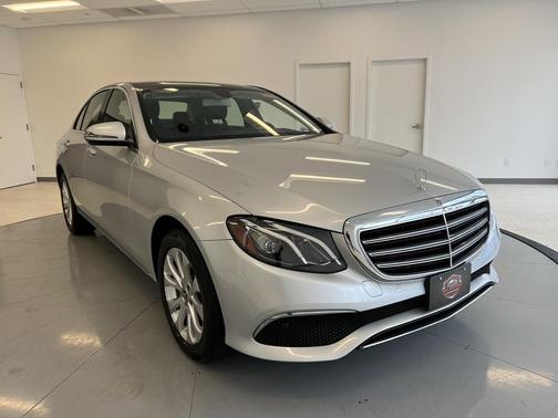 2018 Mercedes-Benz E-Class 4MATIC