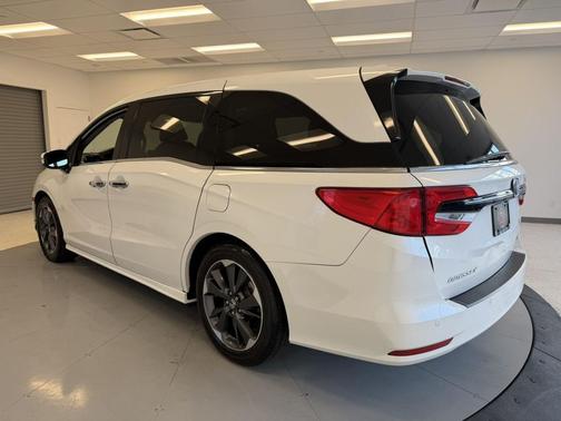 2022 Honda Odyssey Elite