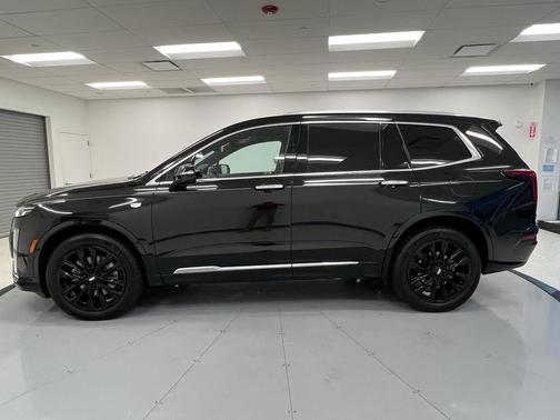 2022 Cadillac XT6 Premium Luxury AWD