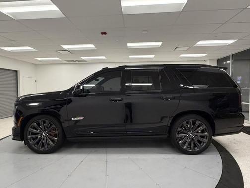 2025 Cadillac Escalade V-Series