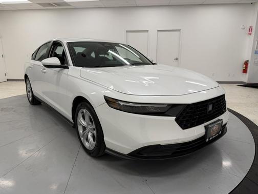 2023 Honda Accord LX 1.5T